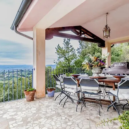 Villa Luxurious With Swimming Pool *