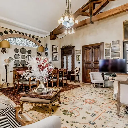 Luxurious With Swimming Pool Calvi dellʼ Umbria
