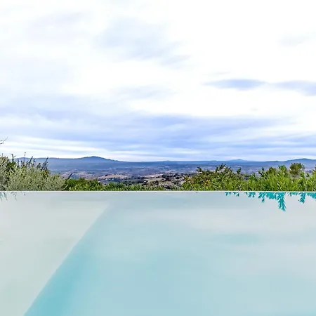 Villa Luxurious With Swimming Pool *